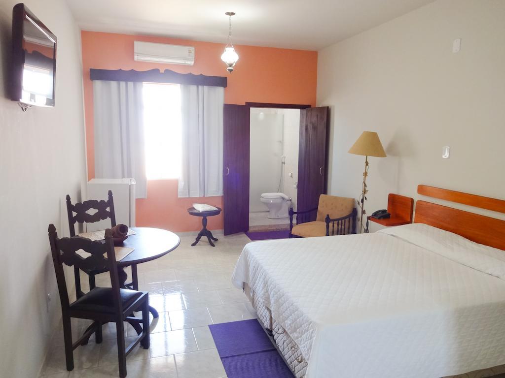 Hotel Colonial De Lorena Kültér fotó